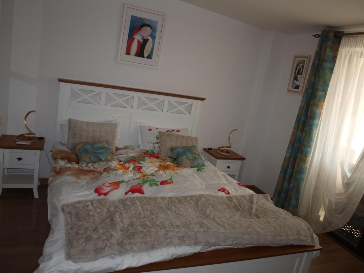 Amavera Apartment Targu Jiu Luaran gambar