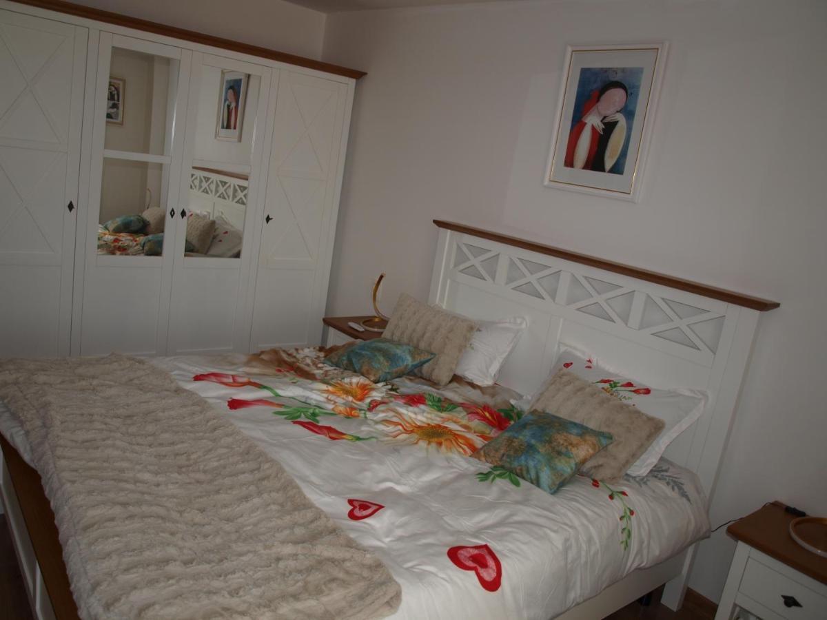 Amavera Apartment Targu Jiu Luaran gambar