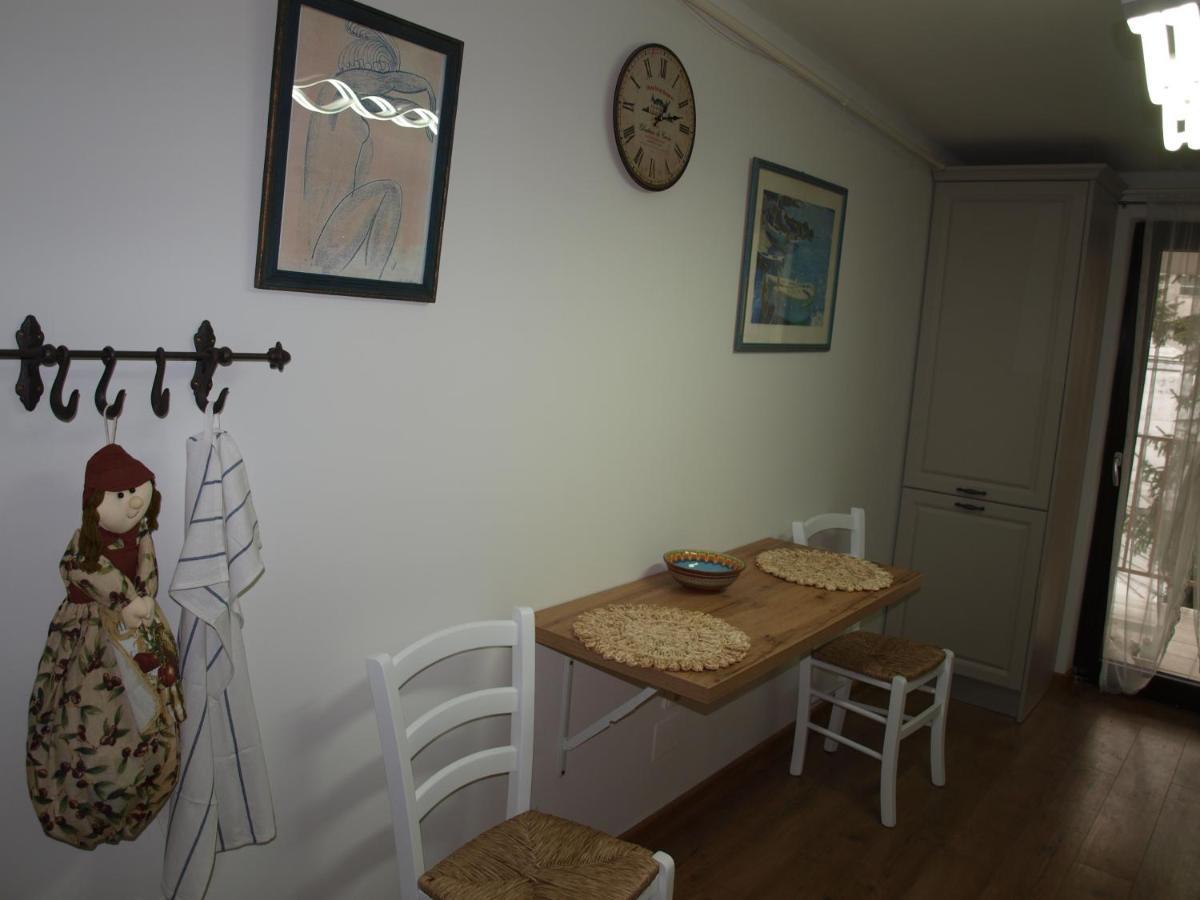 Amavera Apartment Targu Jiu Luaran gambar