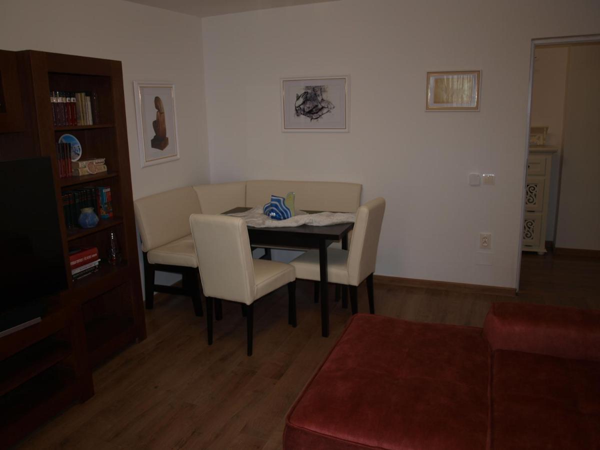 Amavera Apartment Targu Jiu Luaran gambar