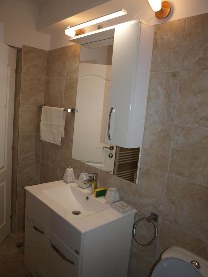 Amavera Apartment Targu Jiu Luaran gambar